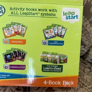 LeapStart 4-Book Pack for Kids - Green and Orange